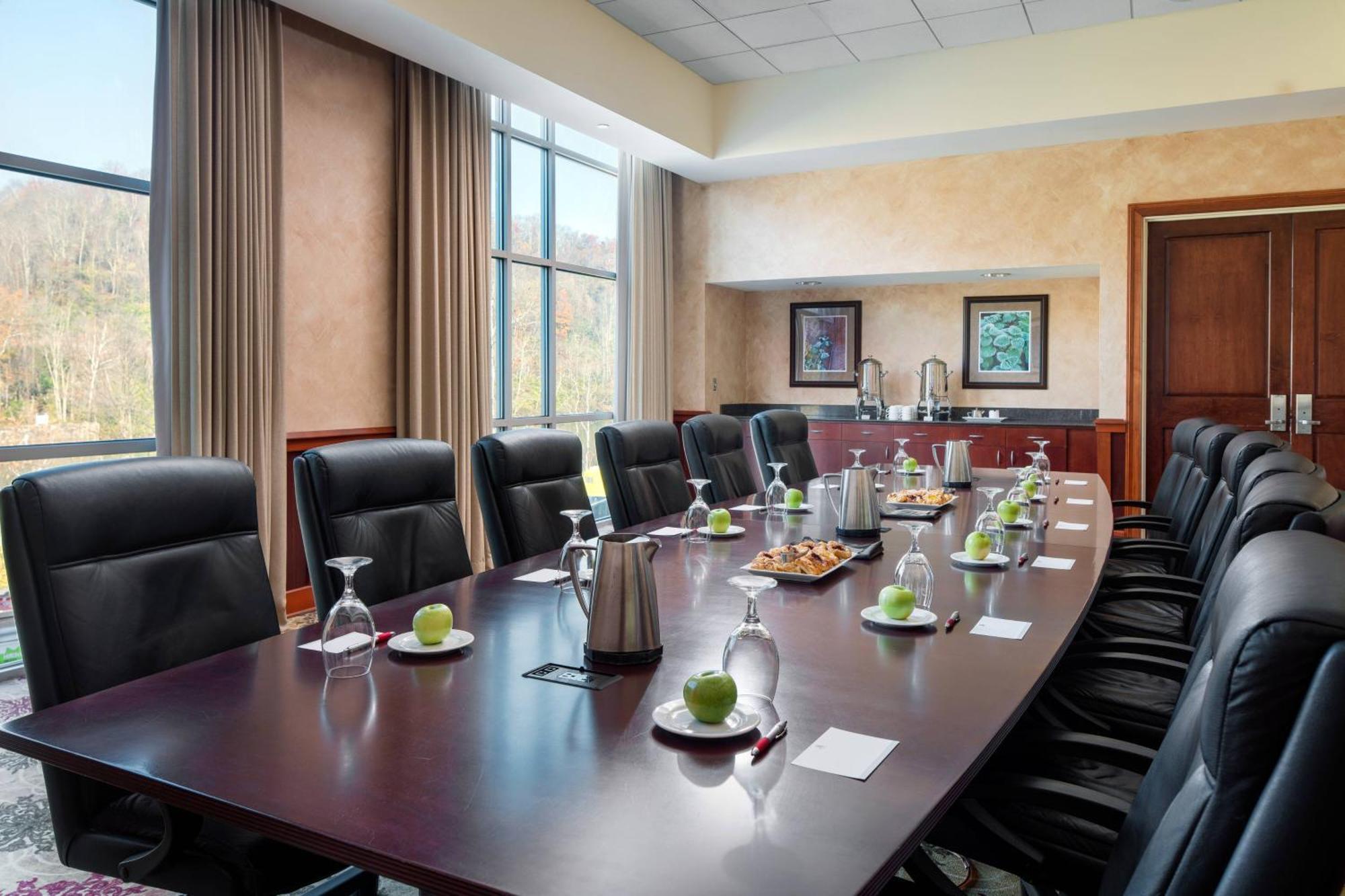 Morgantown Marriott At Waterfront Place Εξωτερικό φωτογραφία