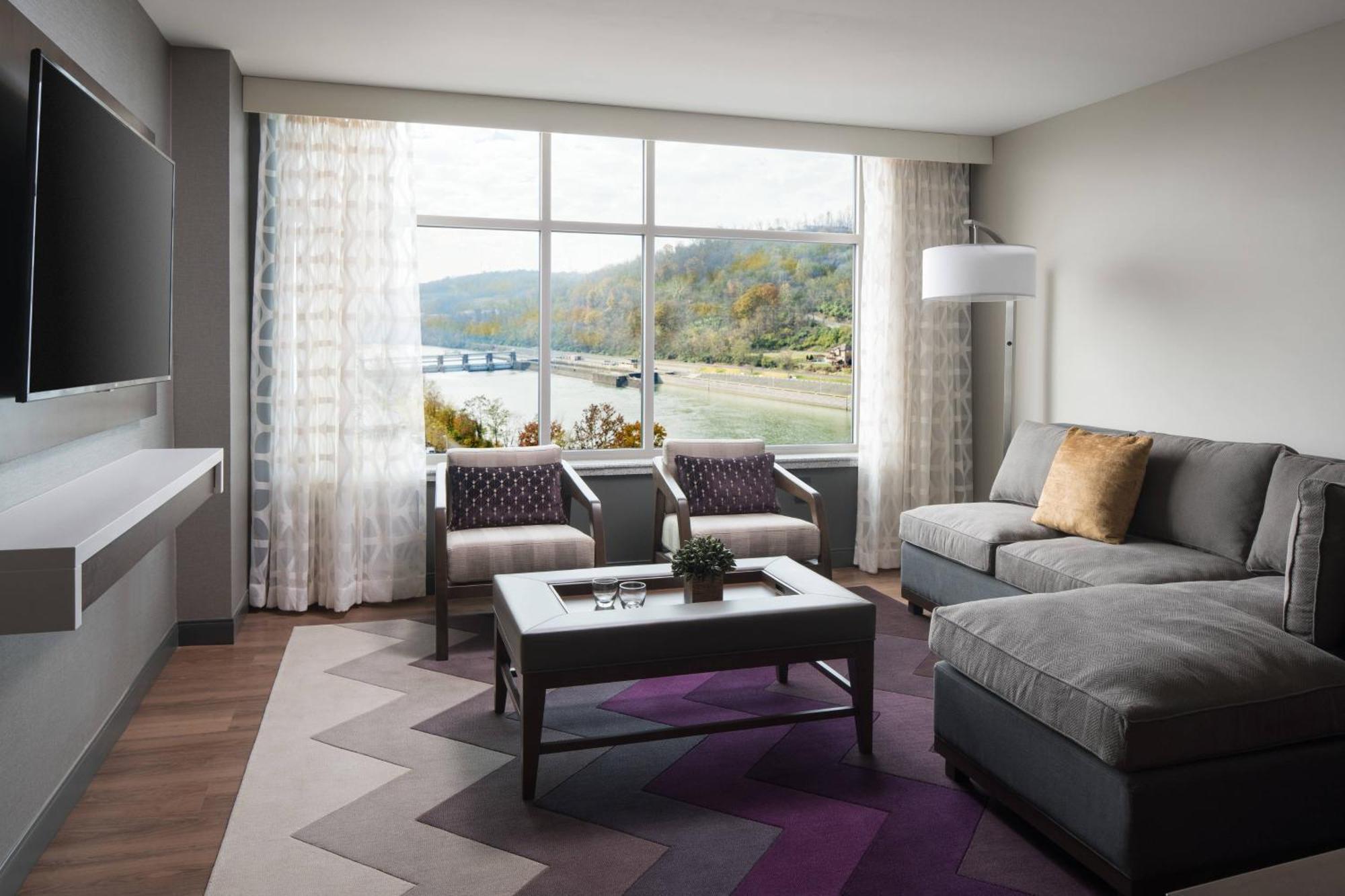 Morgantown Marriott At Waterfront Place Εξωτερικό φωτογραφία